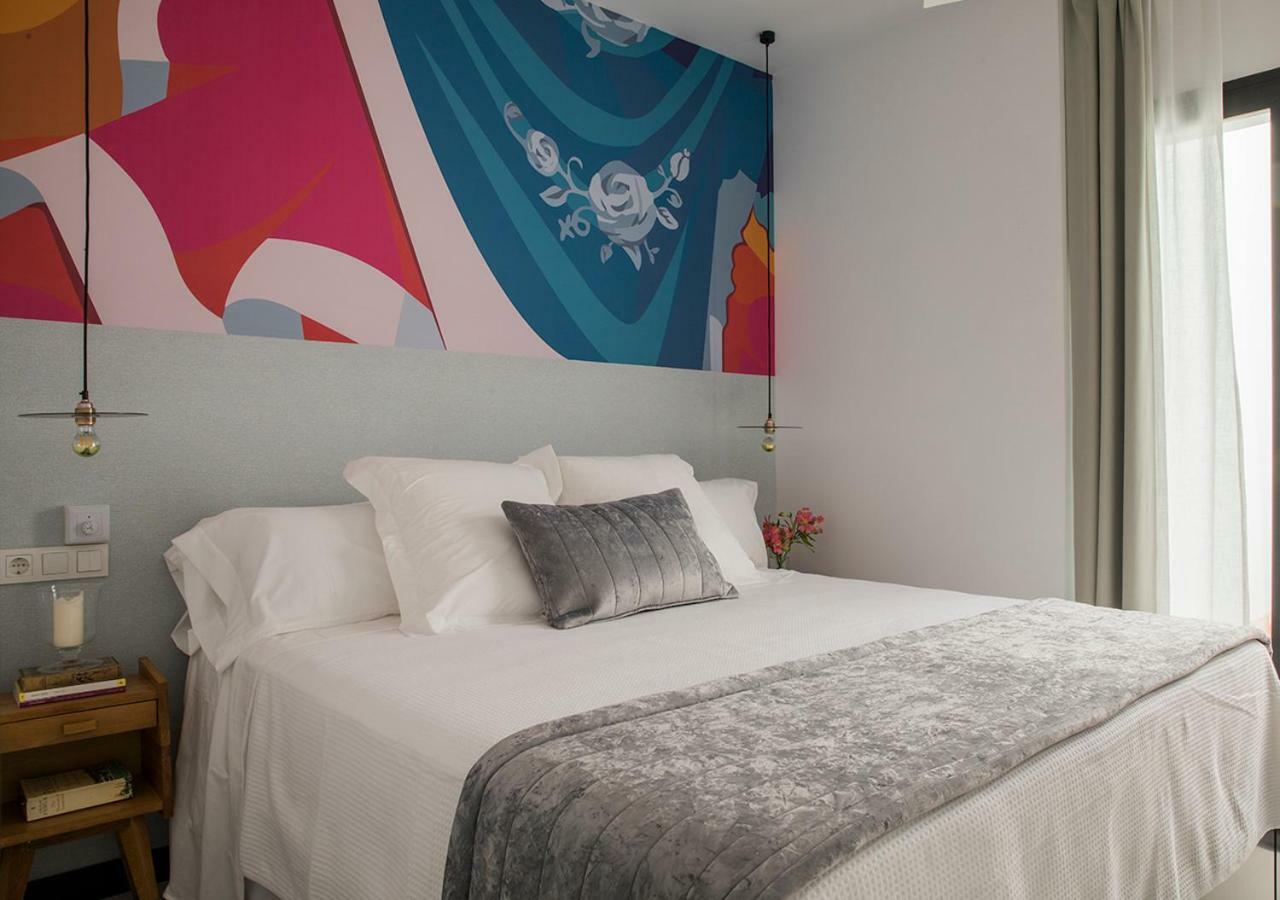 Feria Pool & Luxury Apartman Sevilla Kültér fotó