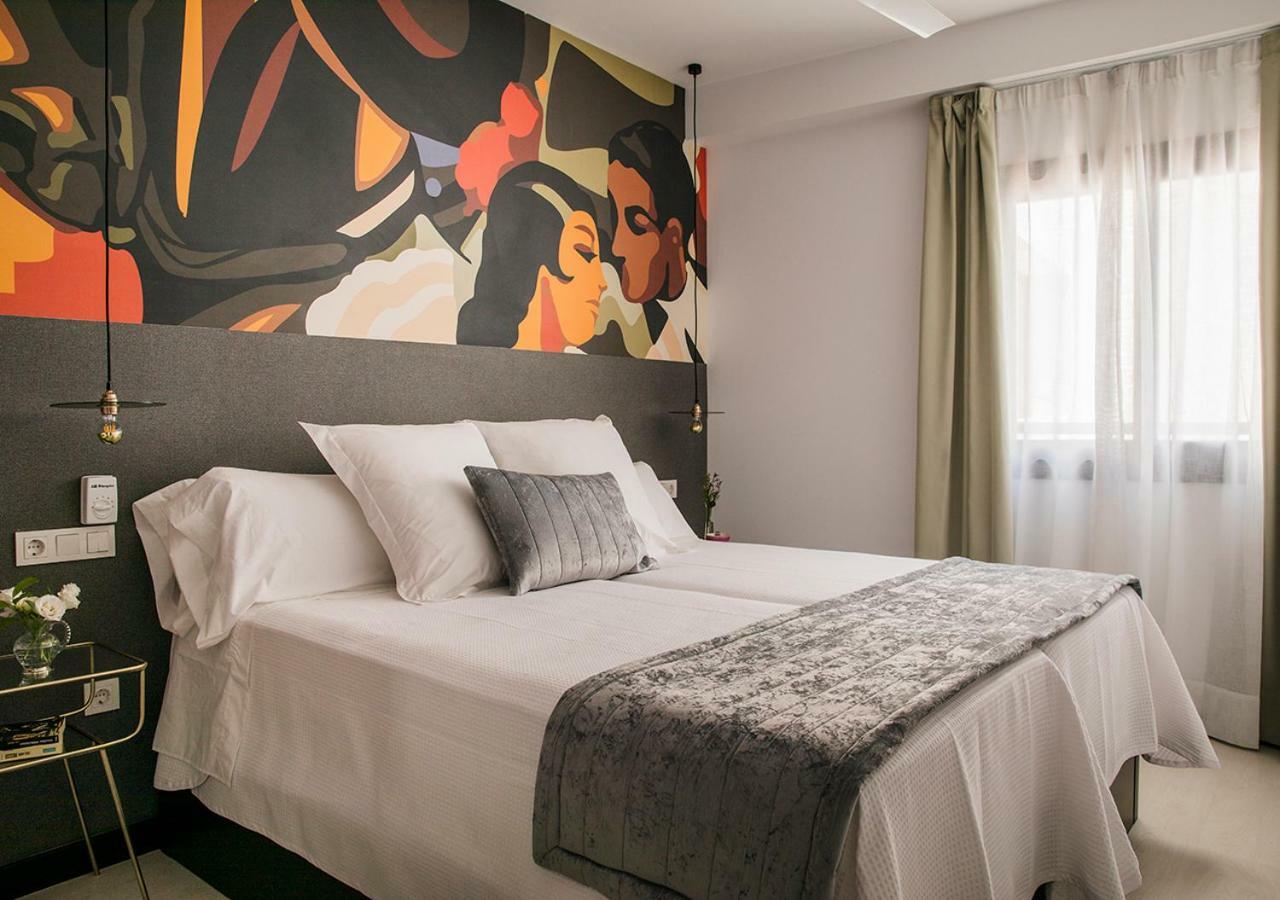 Feria Pool & Luxury Apartman Sevilla Kültér fotó