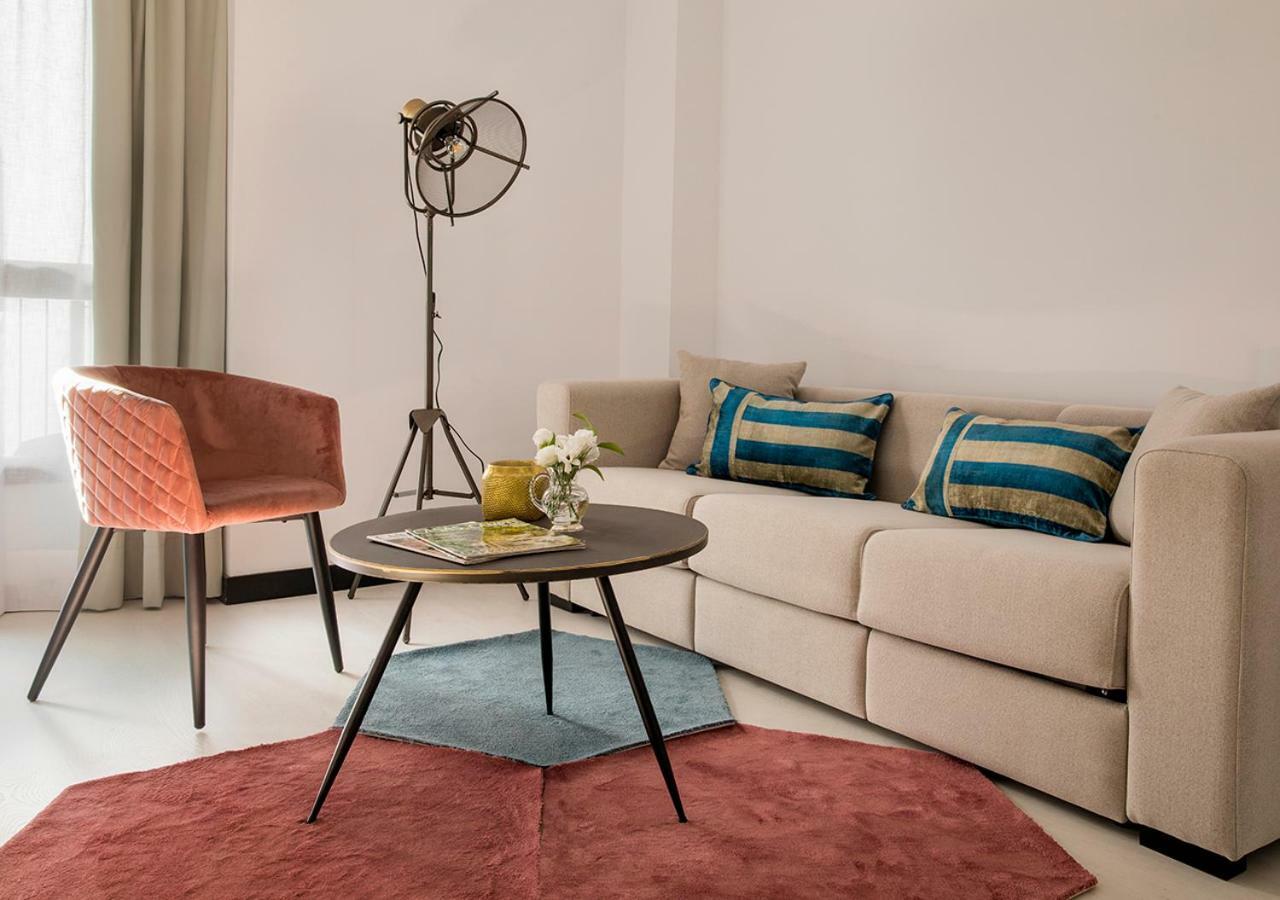 Feria Pool & Luxury Apartman Sevilla Kültér fotó